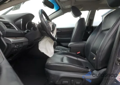 2015 Subaru Legacy 2.5I Limited z USA, uszkodzony, nr VIN 4S3BNAL61F3041390